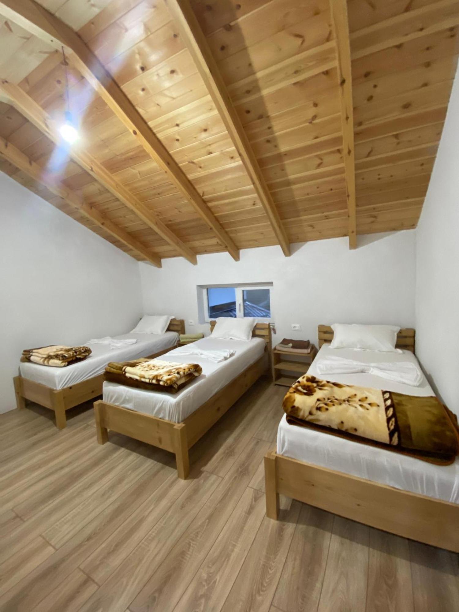 Guest House Korabi Ceren Exterior photo
