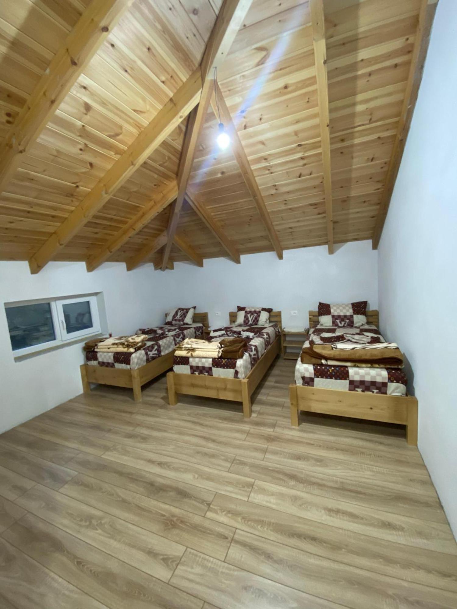 Guest House Korabi Ceren Exterior photo