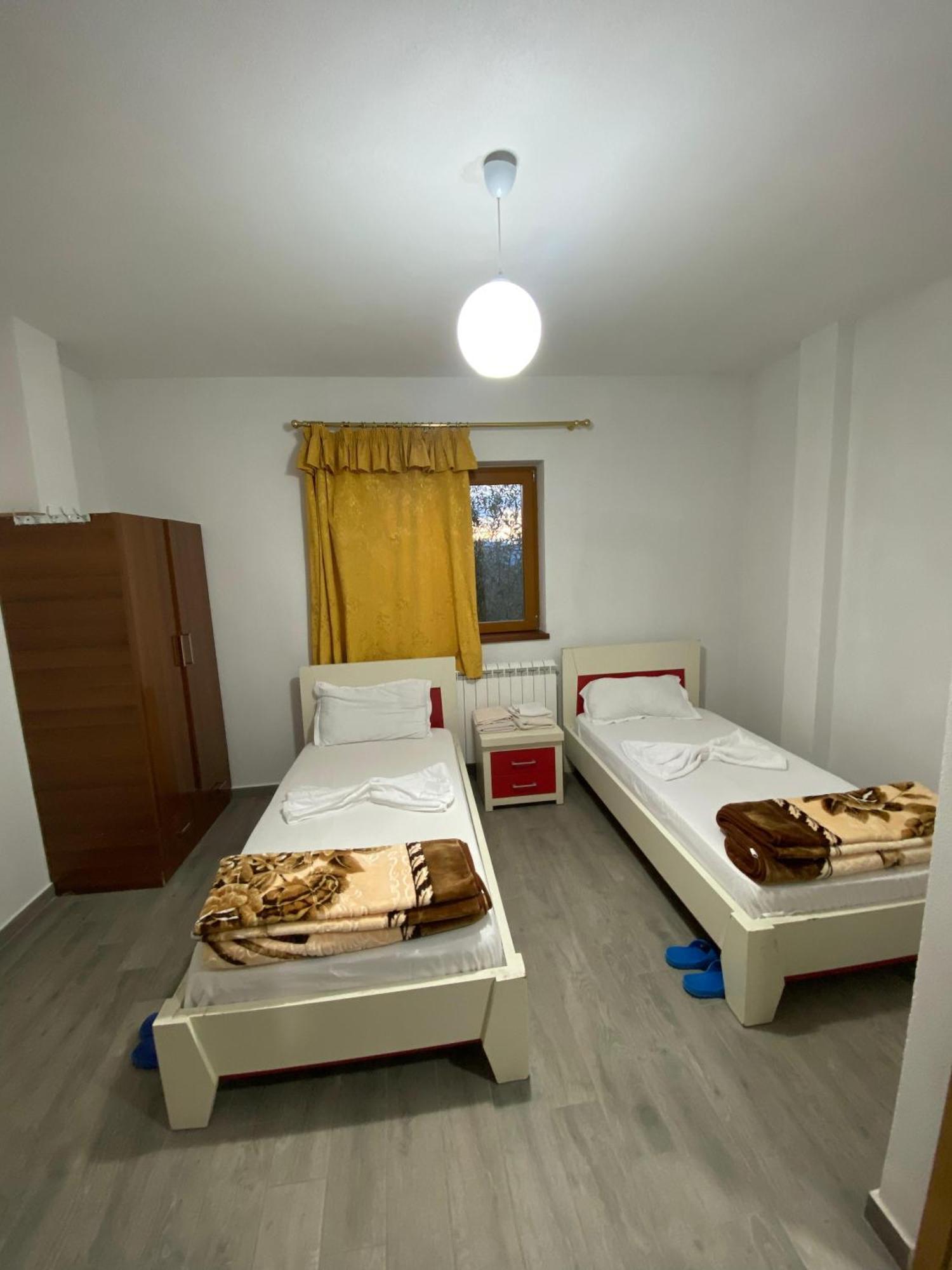 Guest House Korabi Ceren Exterior photo